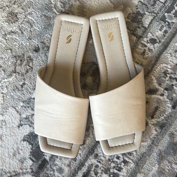 SARTO by Franco Sarto Bordo slide sandal / cream / size 7.5 - Picture 3 of 7